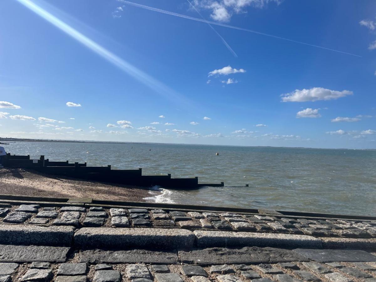 Sky By The Sea Hotel Whitstable Buitenkant foto
